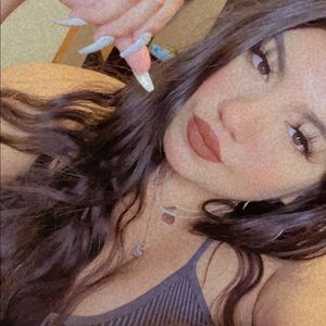 Meet your Posher, Evelin